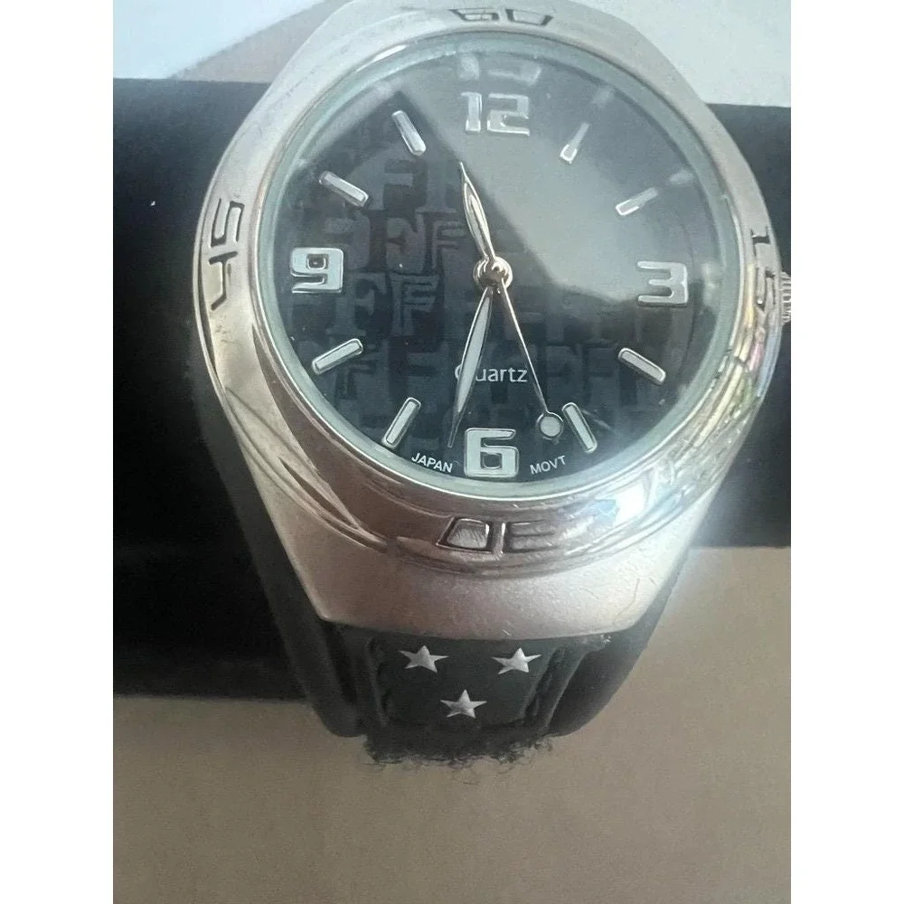 Y2K Watch Working Japan Movt Retro 2000s Star Strap Chunky Case Graphic Monogram